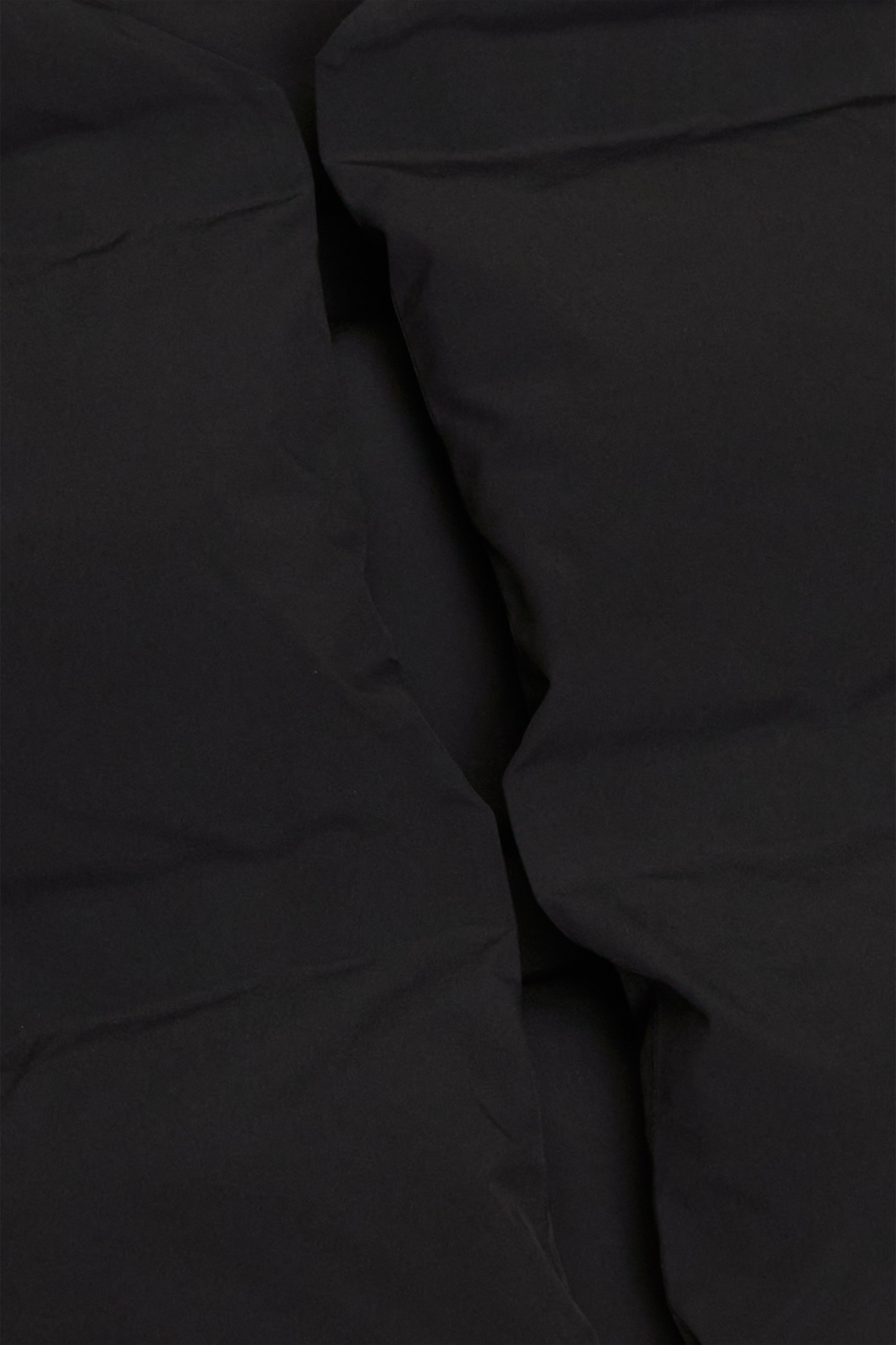 Silnt Chptrs Trophies Vest - Cropped