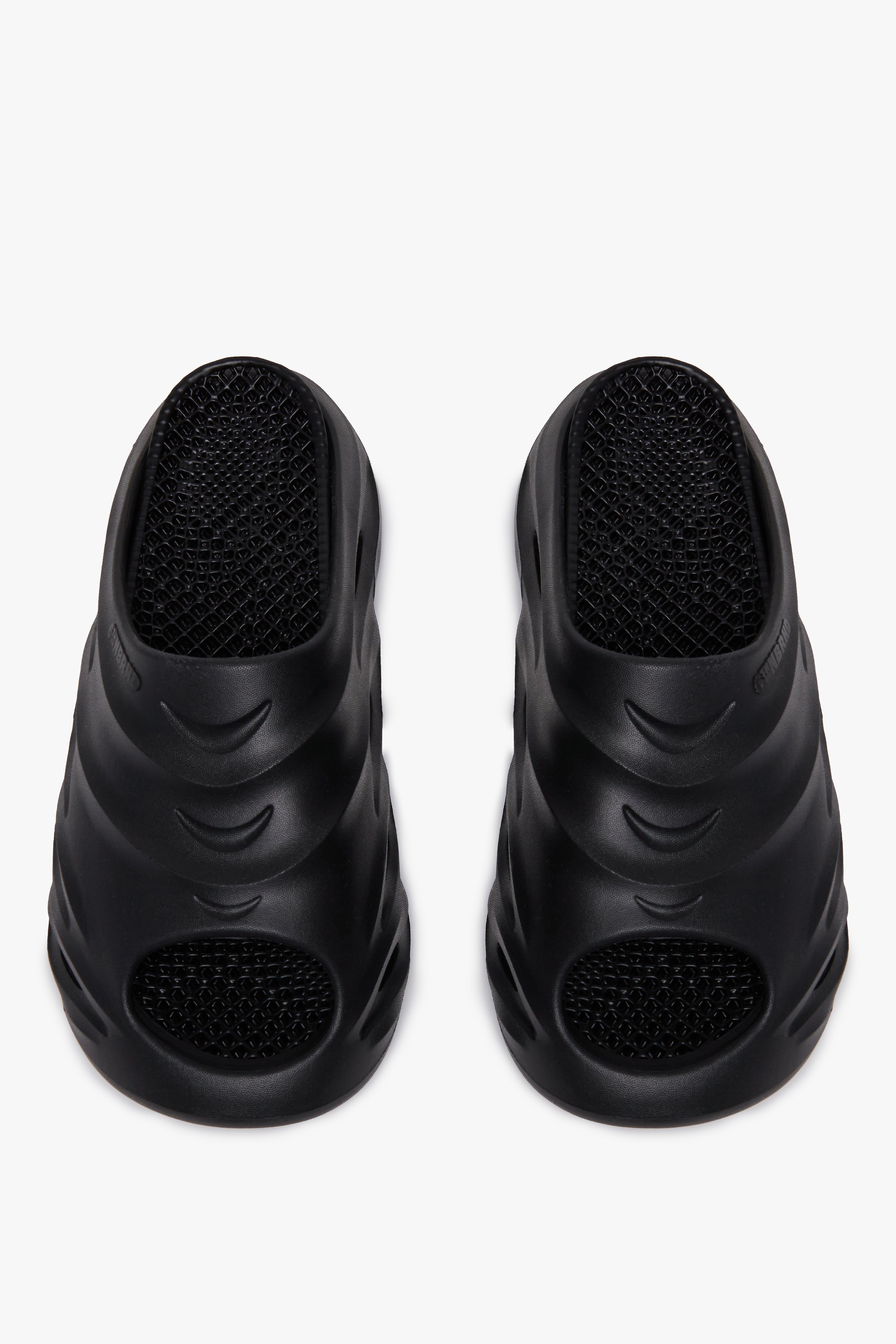 6Th Nbrhd Slides - Black