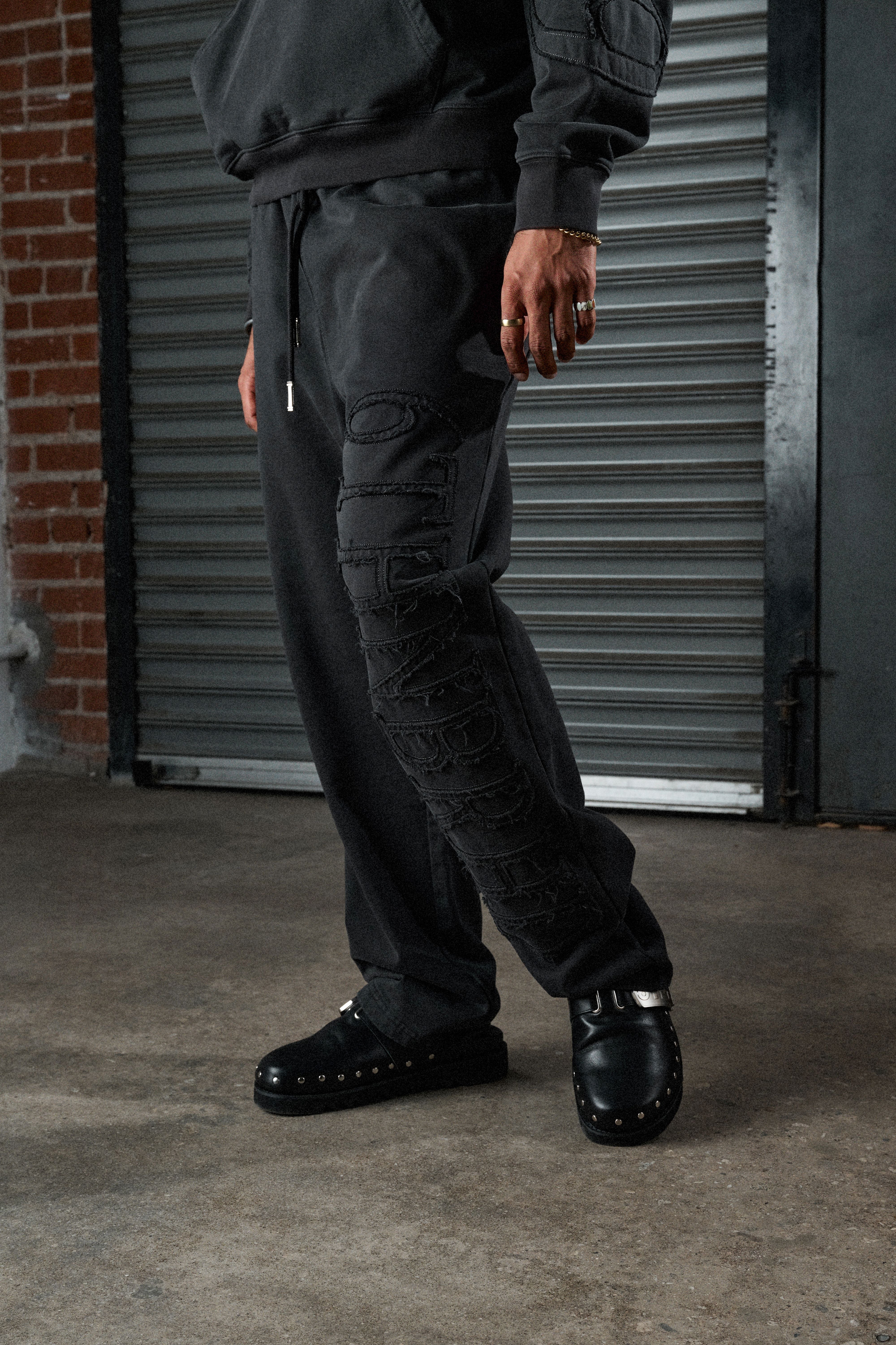 6Th Nbrhd Member Men's Sweatpants - Black