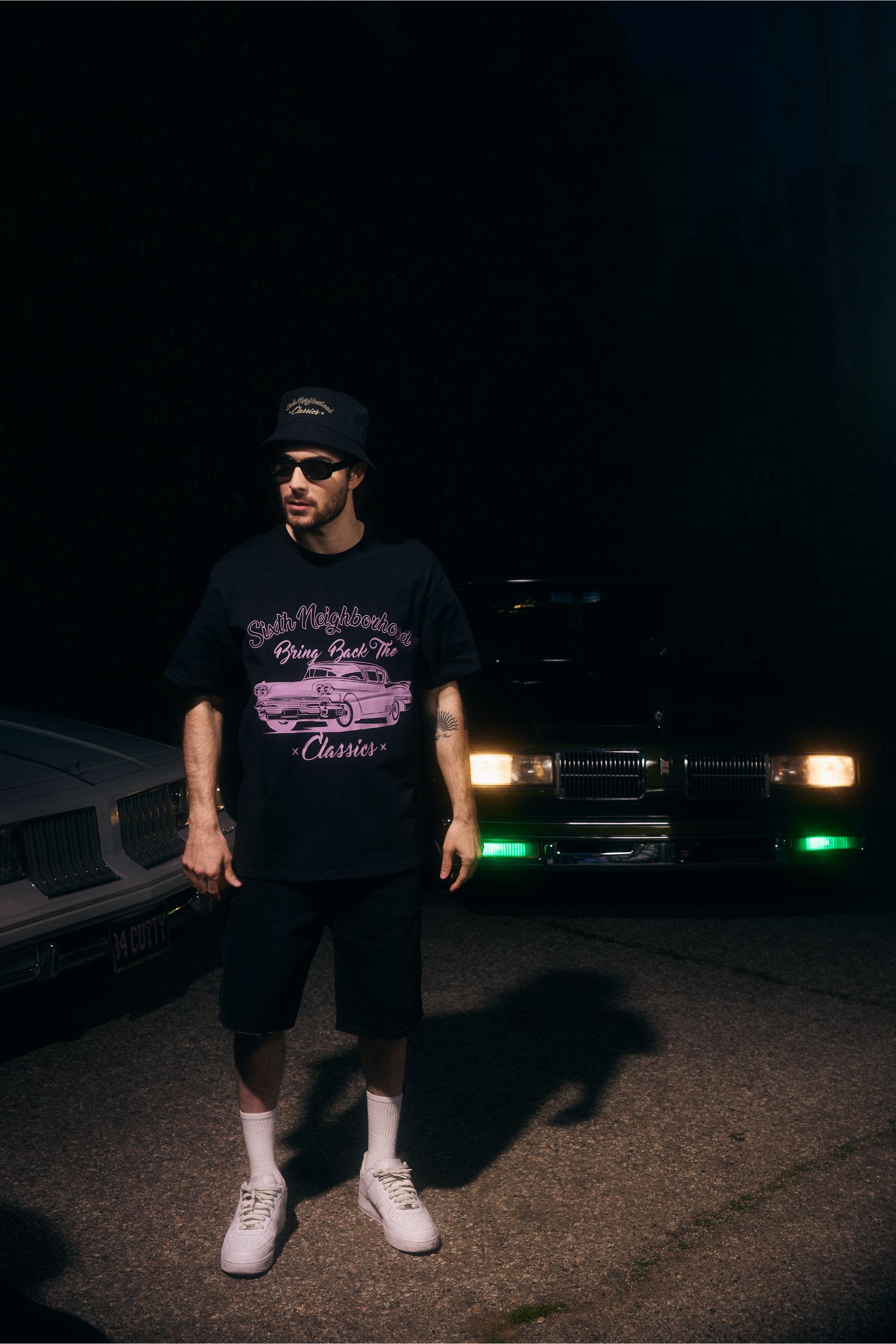 6Th Nbrhd Classic Is Back Men's T-Shirt