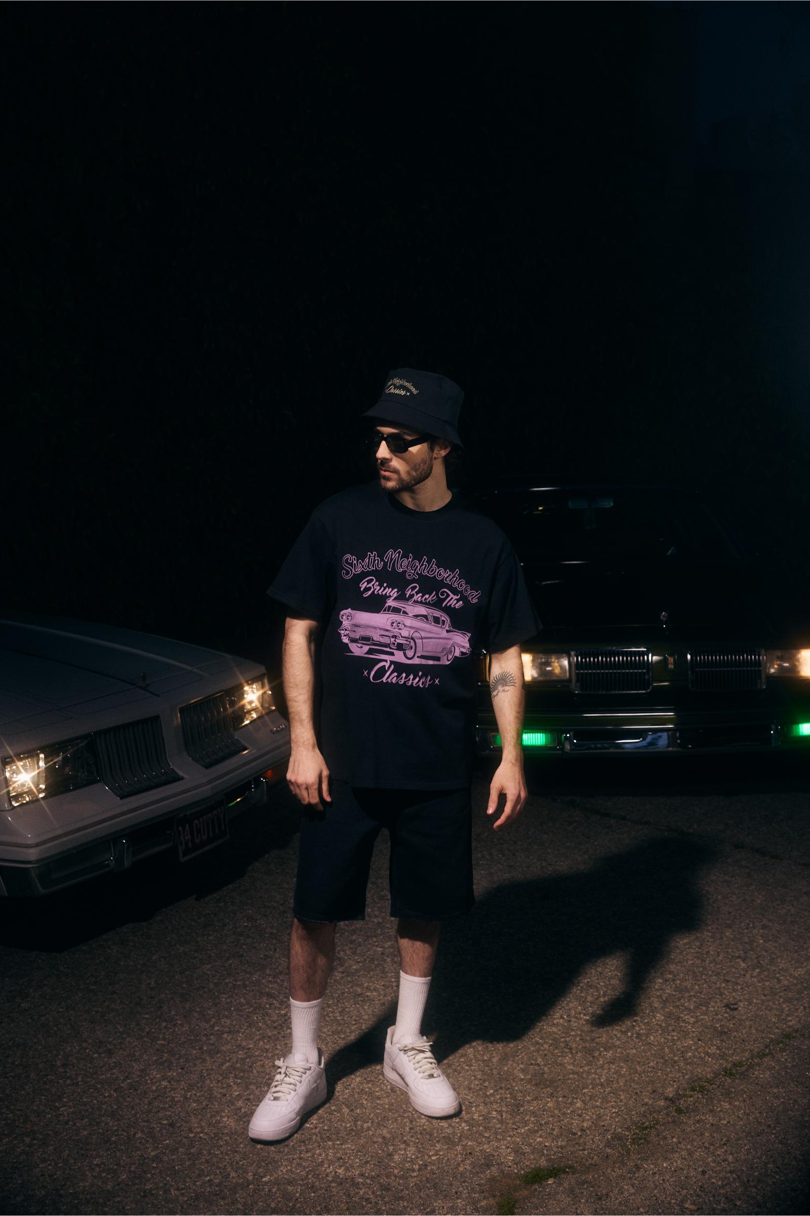6Th Nbrhd Classic Is Back Men's T-Shirt