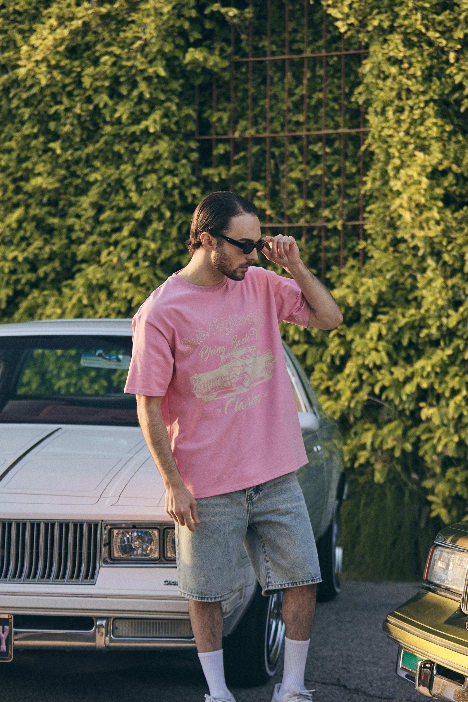 6Th Nbrhd Classic Is Back Men's T-Shirt