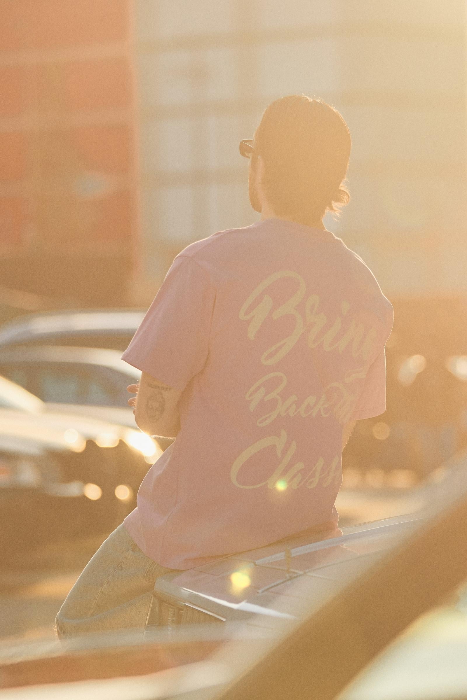 6Th Nbrhd Classic Is Back Men's T-Shirt