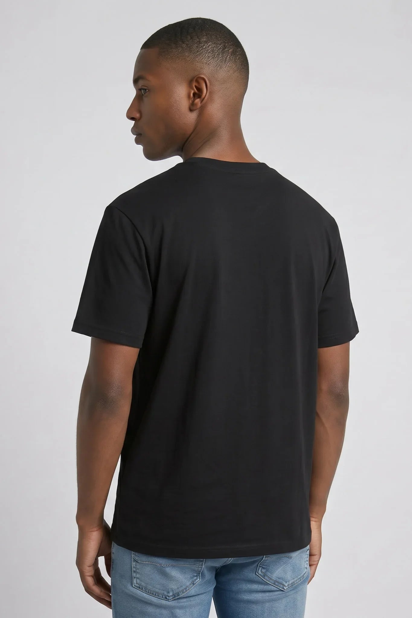6Th Nbrhd Men's T-Shirt