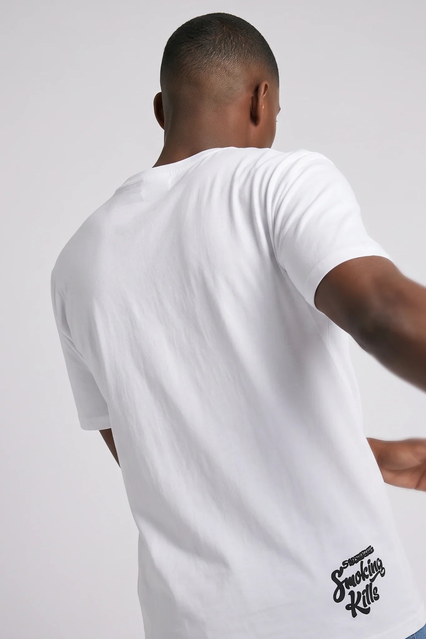 6Th Nbrhd No Smokes Men's T-Shirt