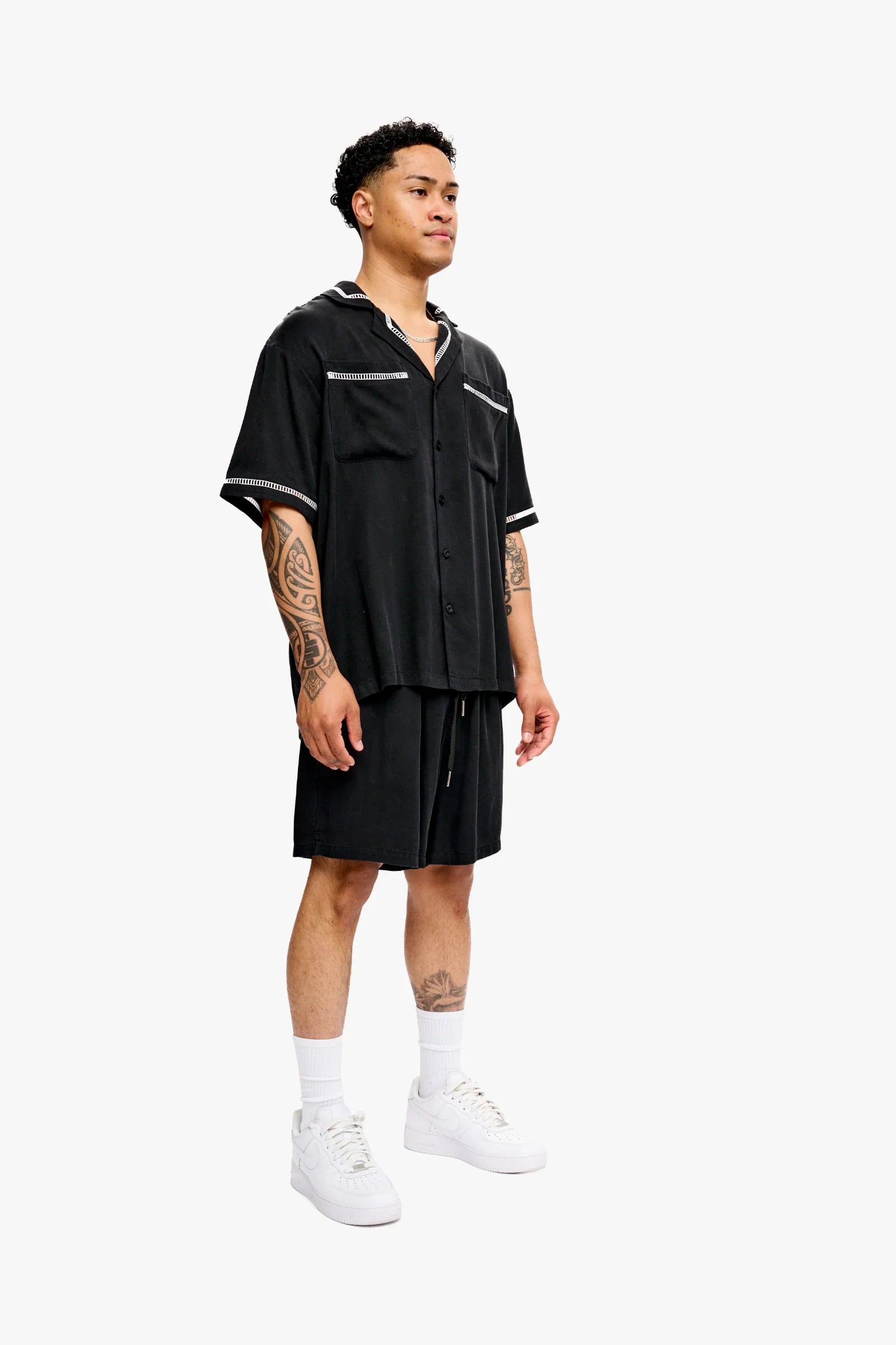Silnt Chptrs Vibes Shirt - Embroidered Piping