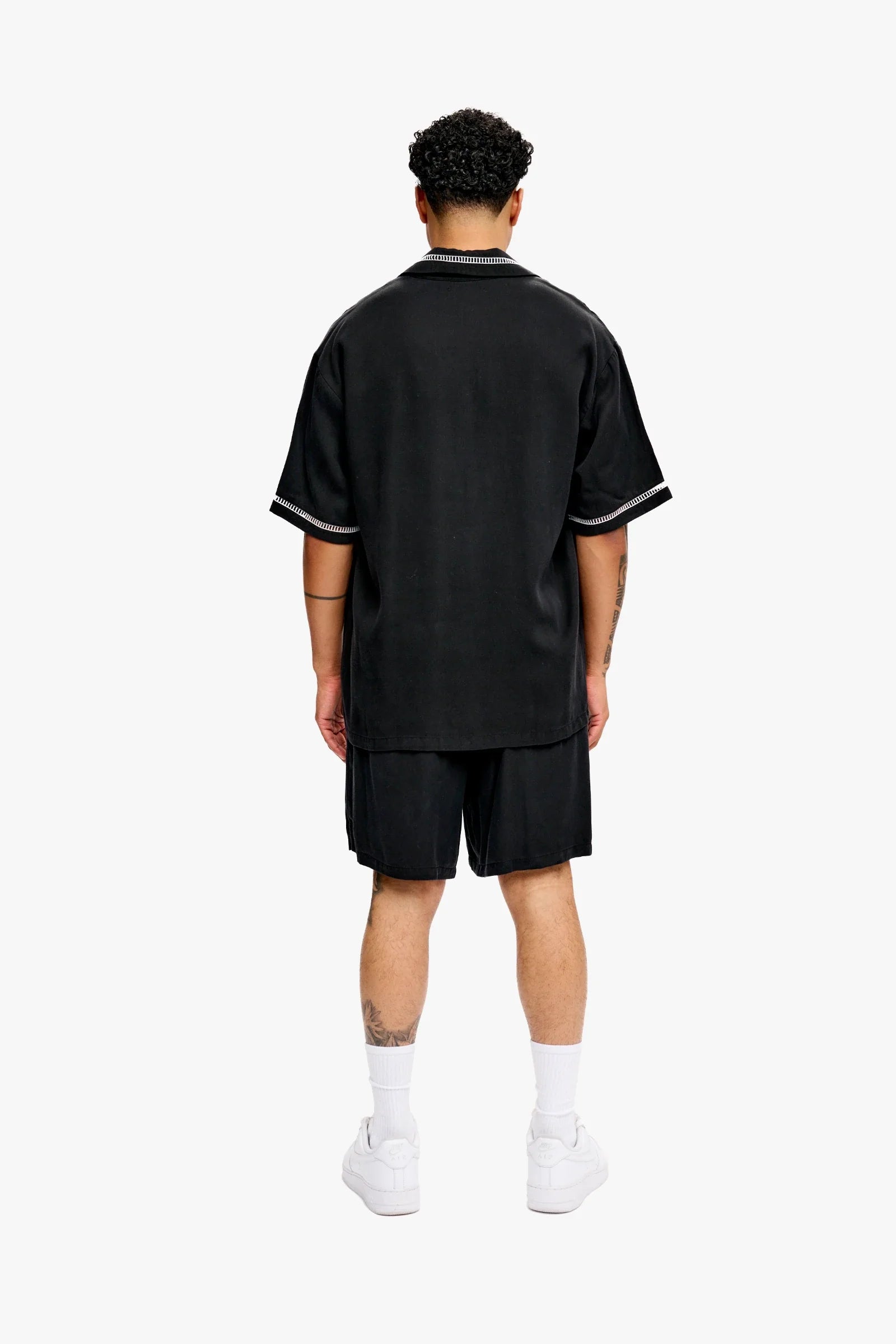 Silnt Chptrs Vibes Shirt - Embroidered Piping