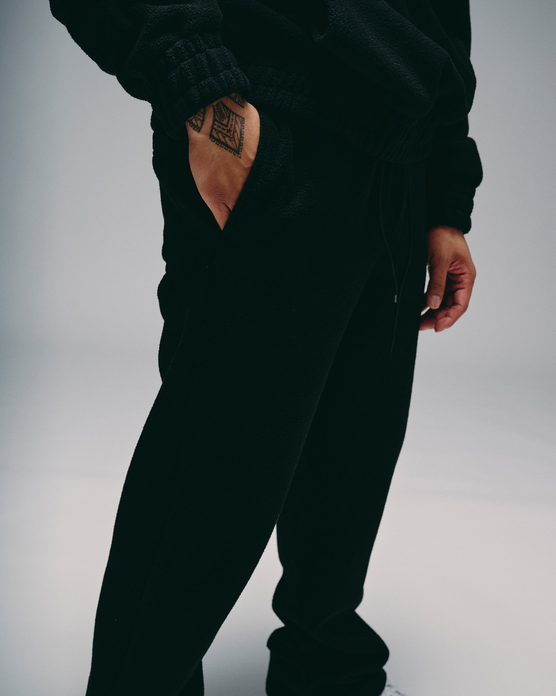 Silnt Chptrs Sherpa Sweatpants - Plush