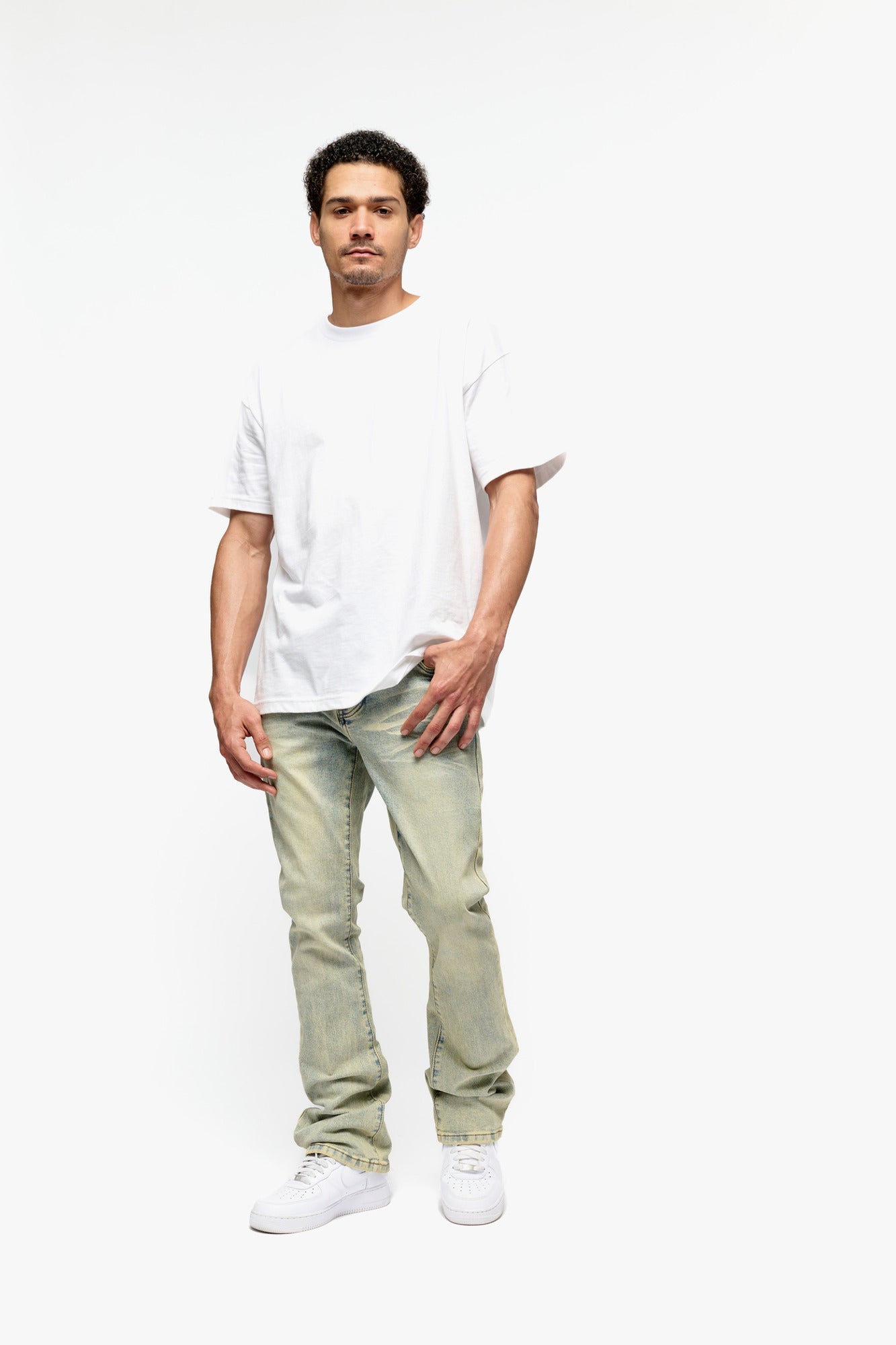 Silnt Chptrs Jeans - Light Wash