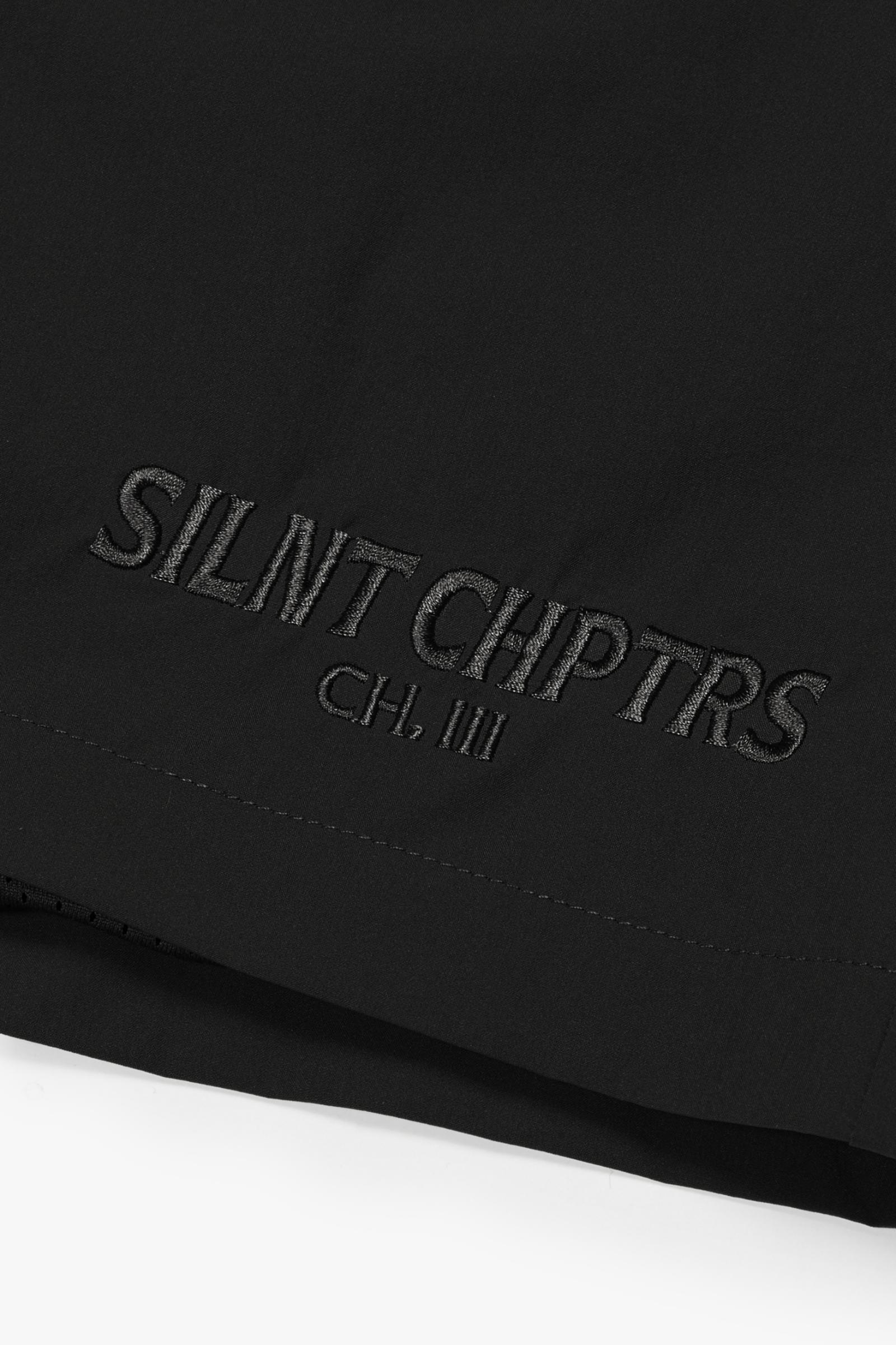 Silnt Chptrs Embroidered Shorts - Relaxed Fit