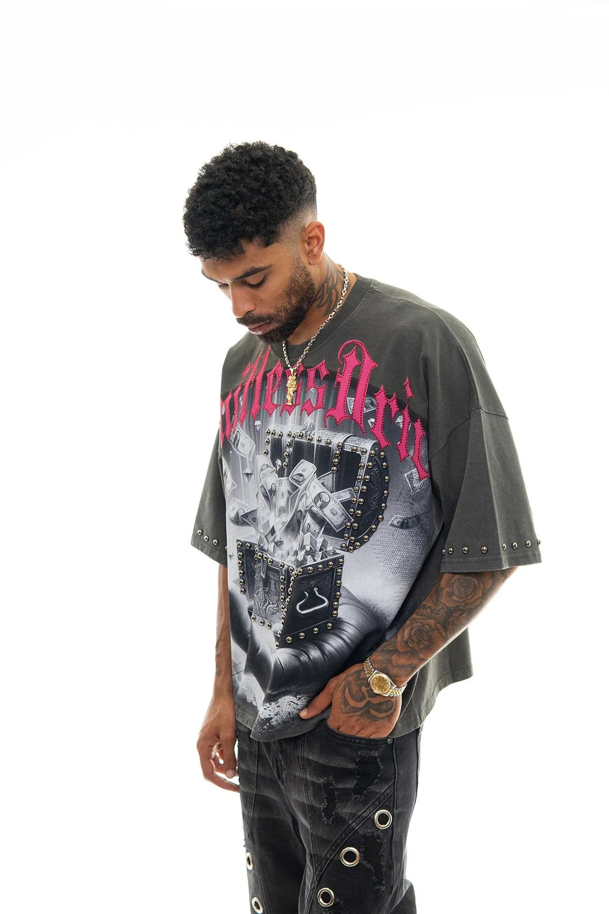 Stray Treasure Chest Tee
