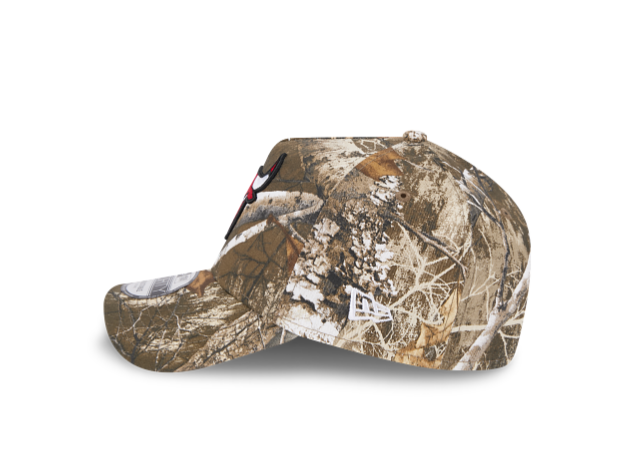 New Era Bull Snapback Hat - Camo