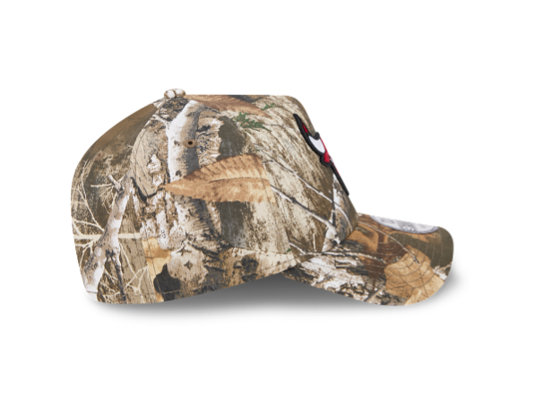 New Era Bull Snapback Hat - Camo