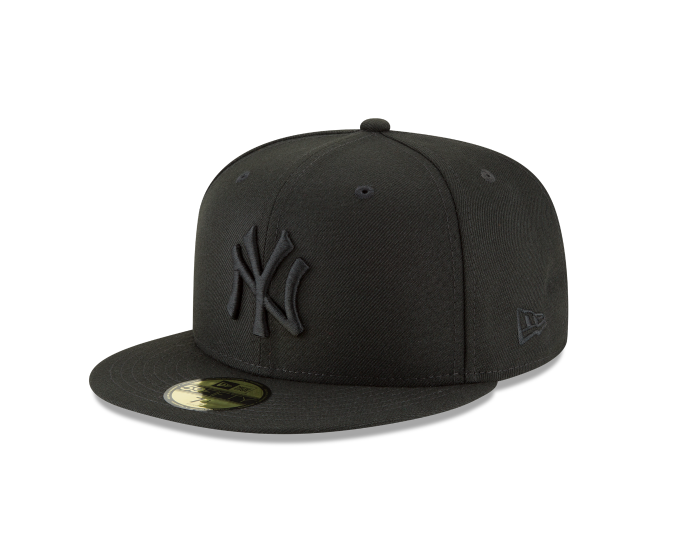 New Era 59FIFTY New York Yankees Blackout Fitted Cap