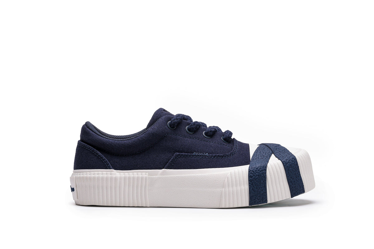 Twisted Metal 300 Navy White Sneakers