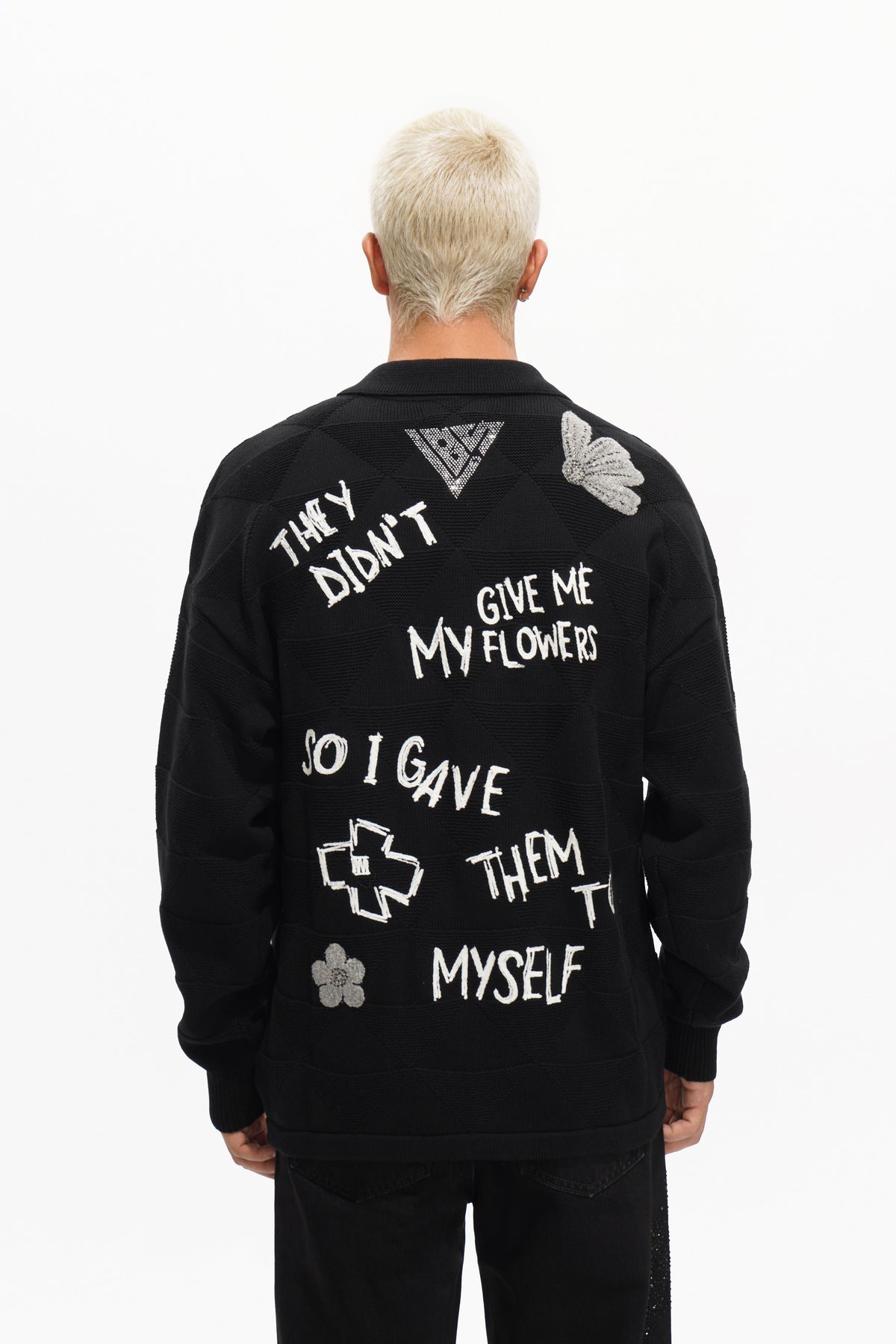 Valabasas Floral Sweater - Graphic Black