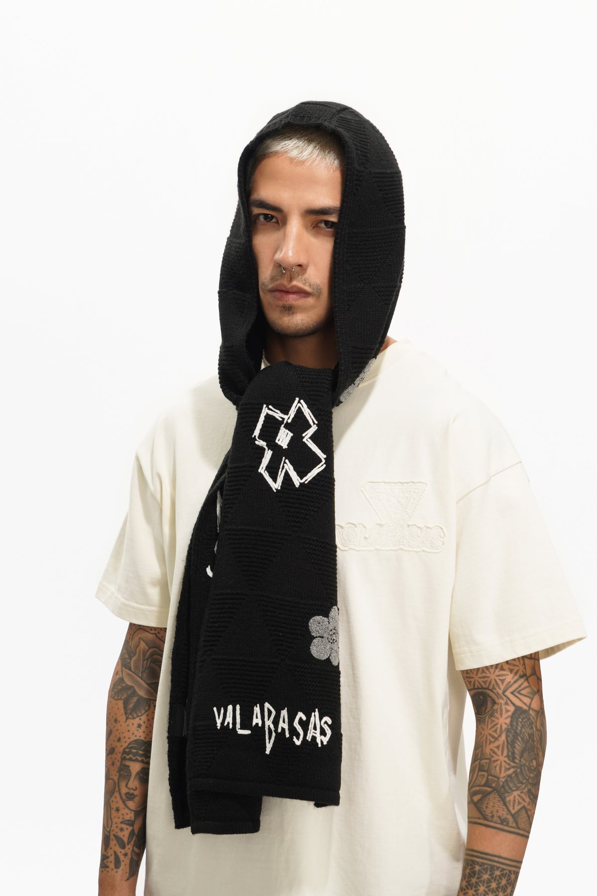 Valabasas Contrast Scarf - Graphic Black