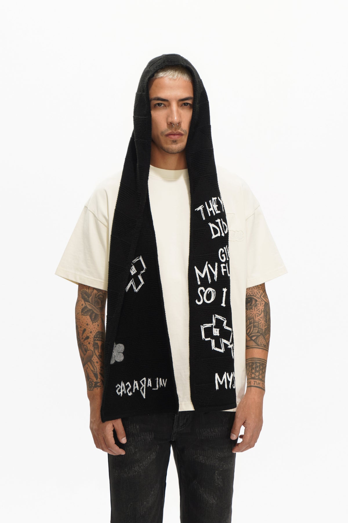 Valabasas Contrast Scarf - Graphic Black