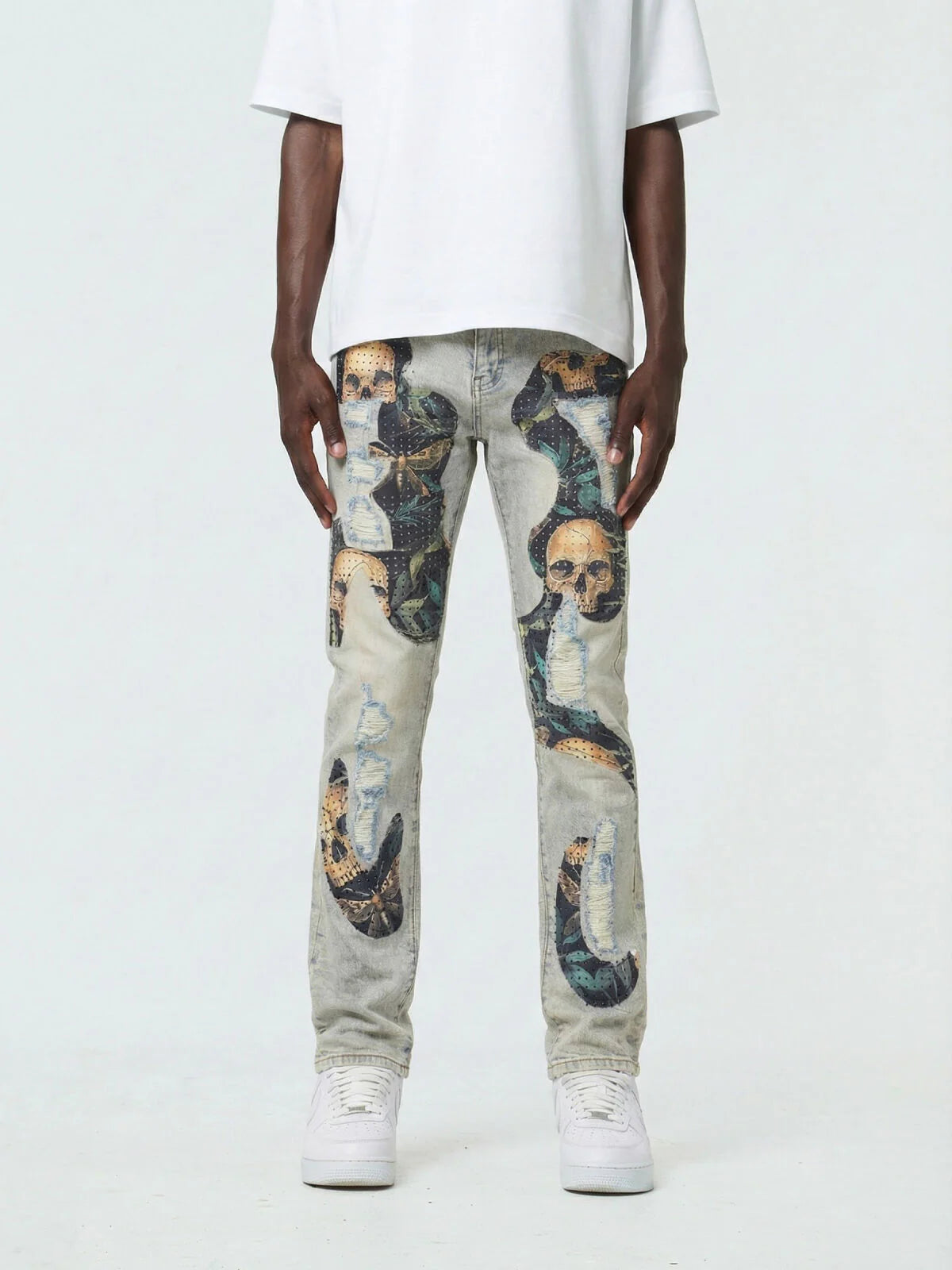 Waimea "Skull & Moth" Slim Fit Jean