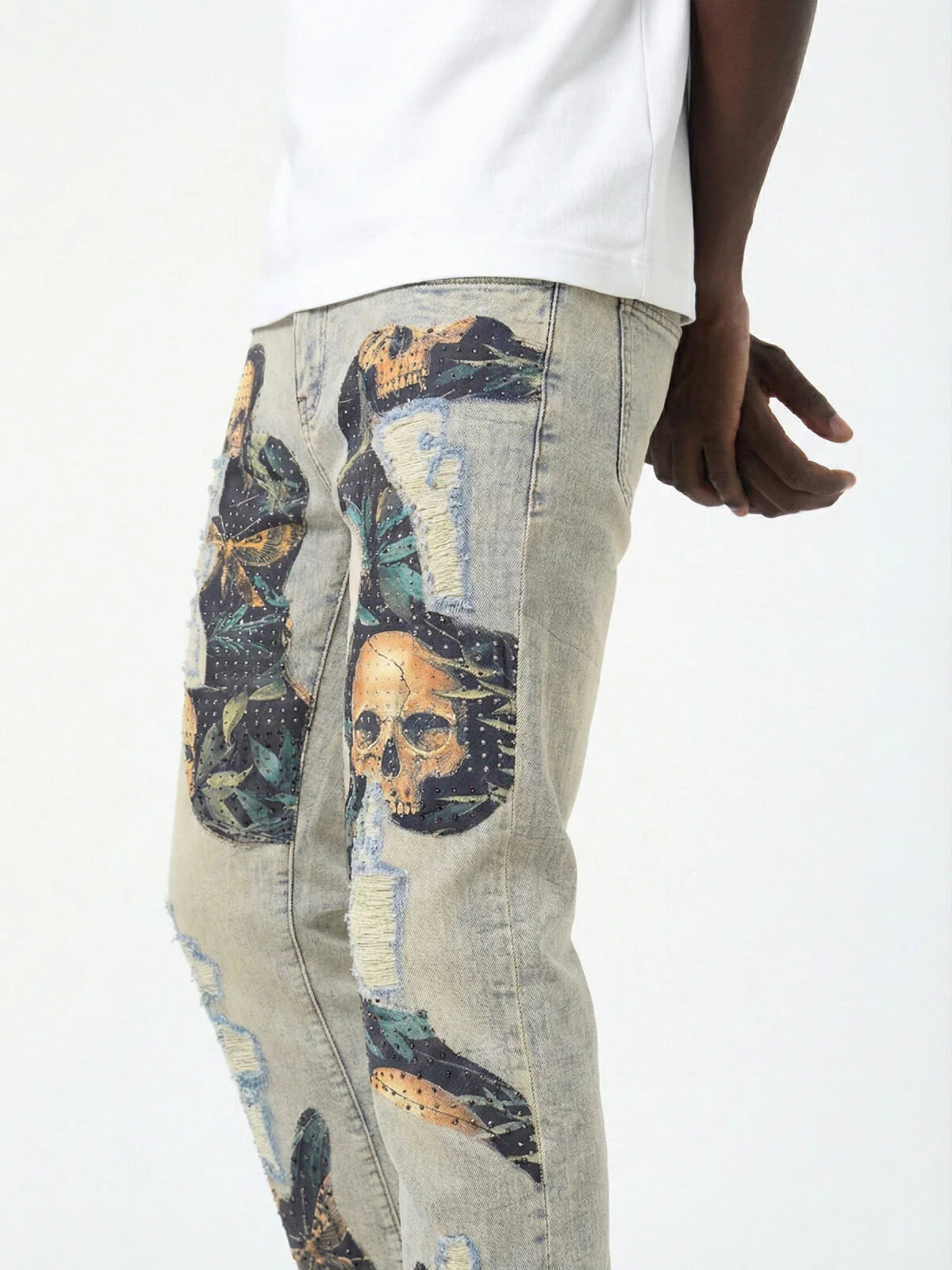Waimea "Skull & Moth" Slim Fit Jean